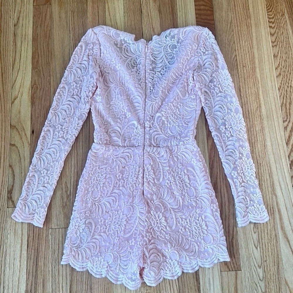 Bebe peach Lace romper size 2 - Picture 6 of 8
